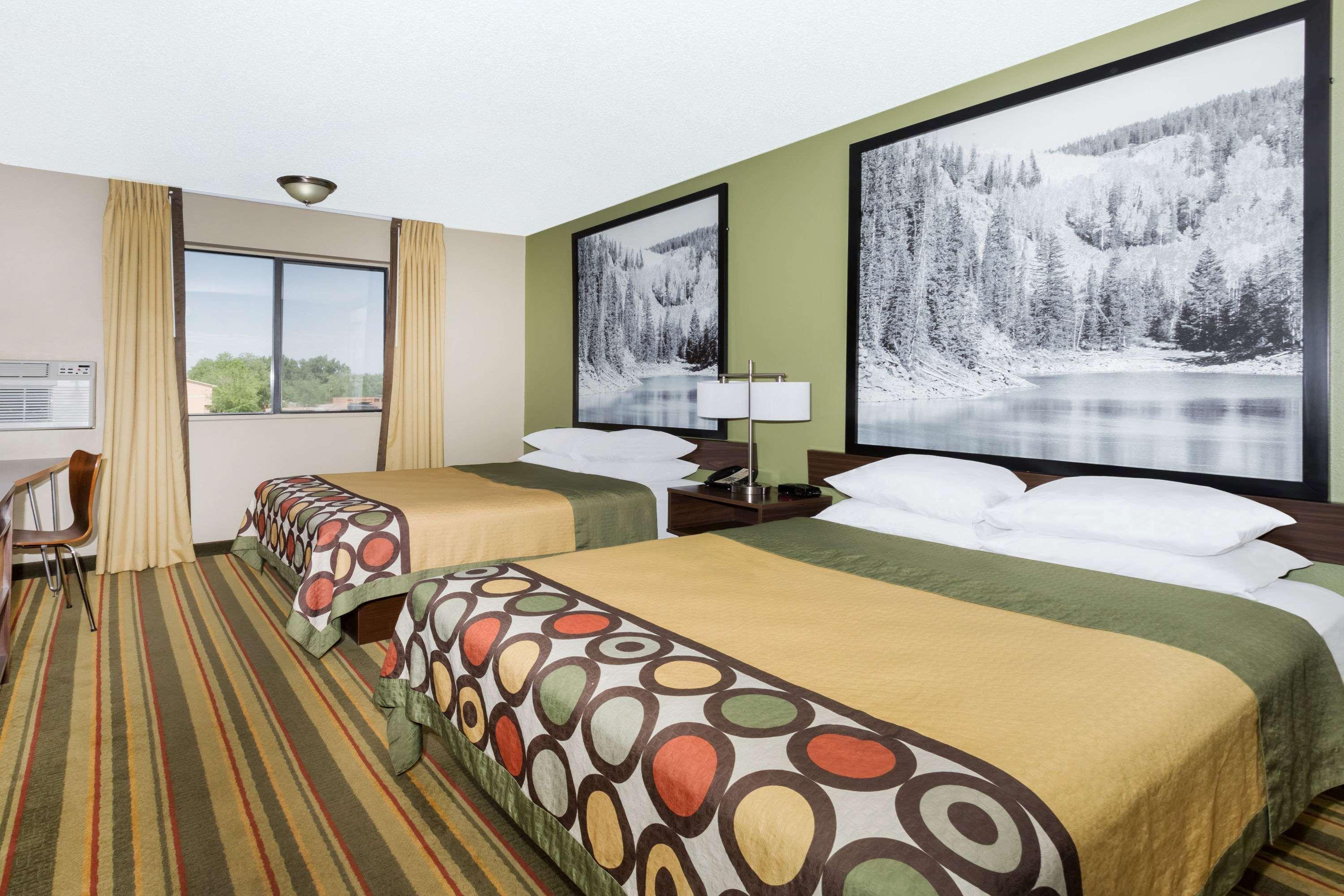 Motel Super 8 By Wyndham Montrose Zewnętrze zdjęcie