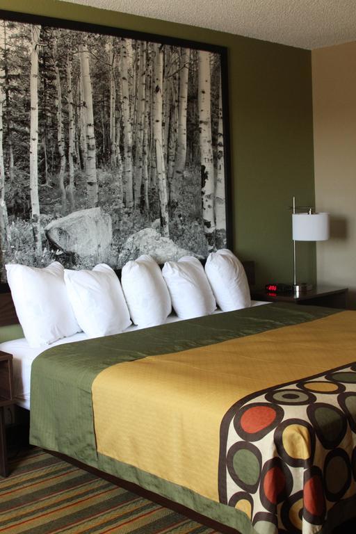 Motel Super 8 By Wyndham Montrose Zewnętrze zdjęcie